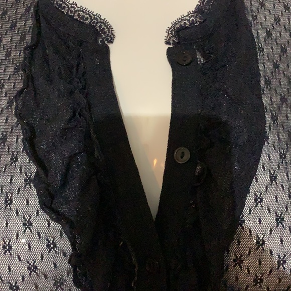 The Limited size small navy lace top - Picture 7 of 8